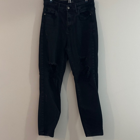 Judy Blue Midnight Black Cropped Jeans - Picture 1 of 3